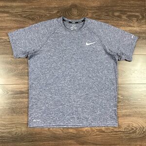 Nike Swim Dri-FIT Men's Blue Heathered Short Sleeve Hydroguard Swim Shirt Size L